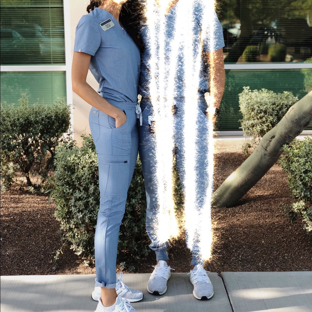 Women’s scrubs FIGS